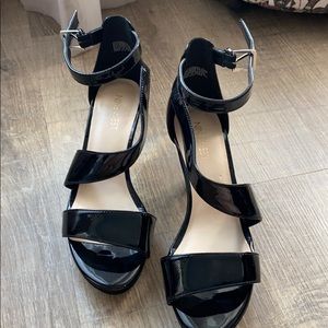 New High Heels Dress shoes.